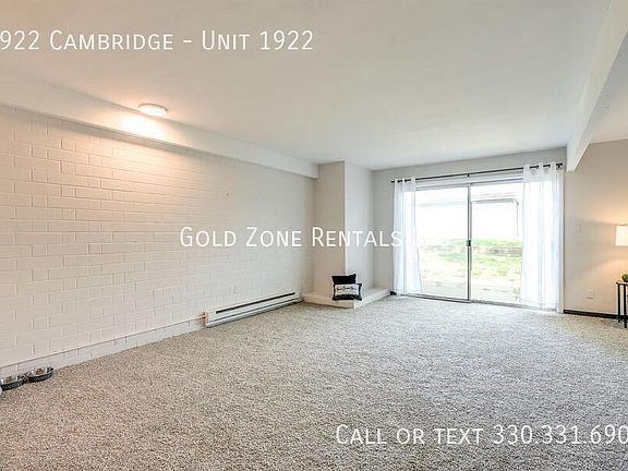 2nd image of 1922 Cambridge Dr Unit 1922