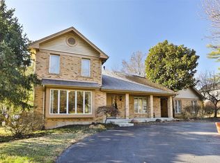 14060 Ladue Rd, Chesterfield, MO 63017