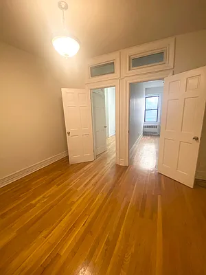 Rented by MOTION New York | media 24