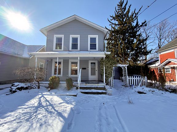 2nd image of 142 Beaver Ct #412