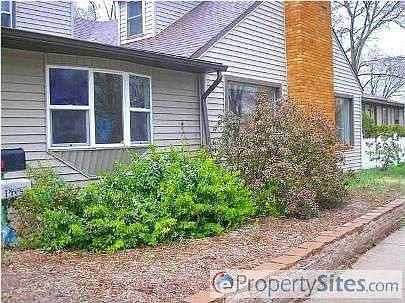 2nd image of 4537 Buchanan Ave SW