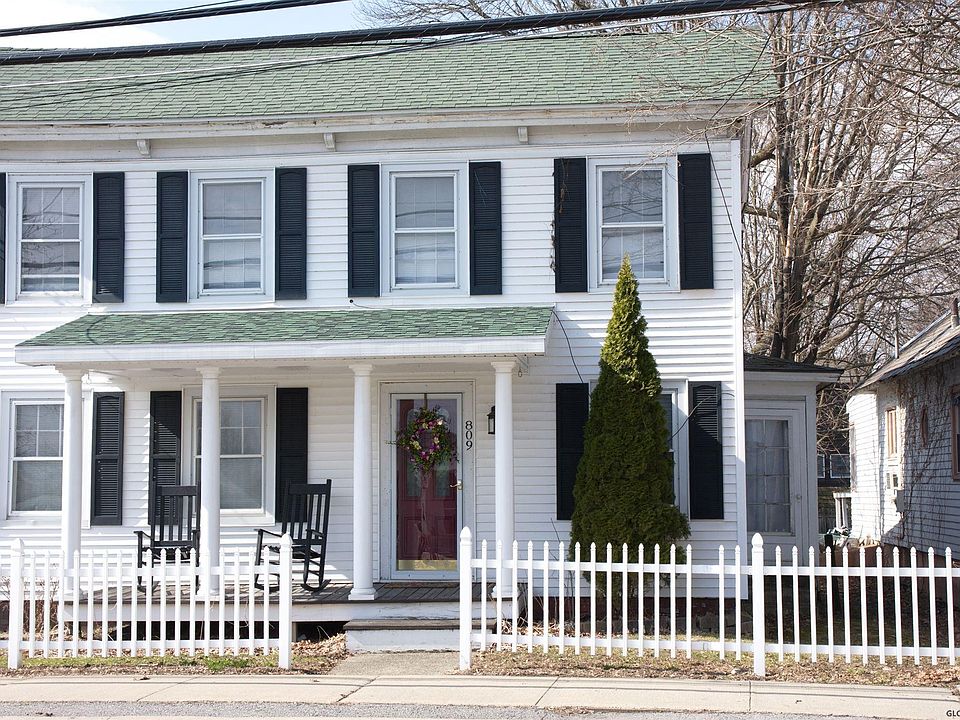 1st image of 809 Hudson Ave
