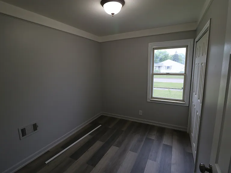 25866 Rosenbusch Blvd — Photo 8