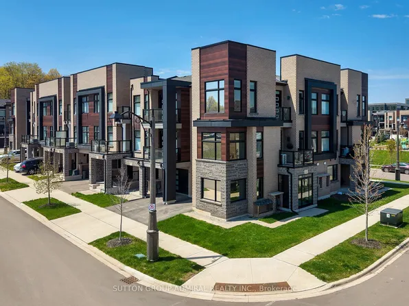 1264 Merton Rd, Oakville, ON L6M 5M1