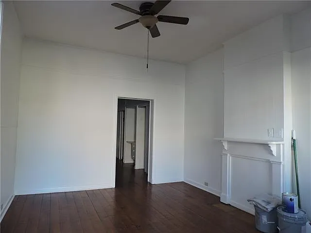 2 bed, 1.0 bath, 910 sqft, $1,200 — Photo 3