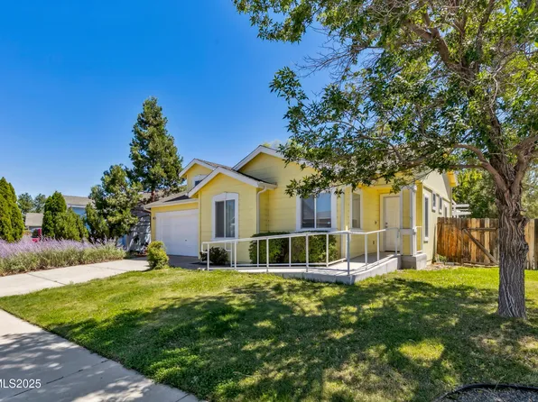 9597 Long River Dr, Reno, NV 89506