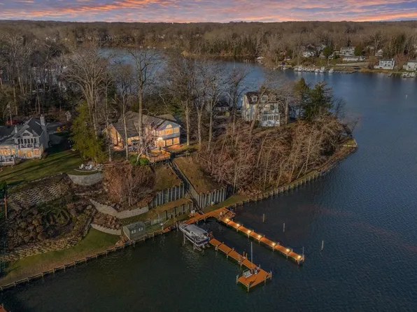 112 Park Ave, Edgewater, MD 21037