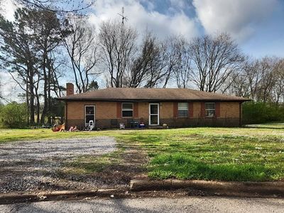 401 Chandler Dr, Florence, AL, 35633