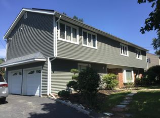12 Sears Pl, Wayne, NJ 07470