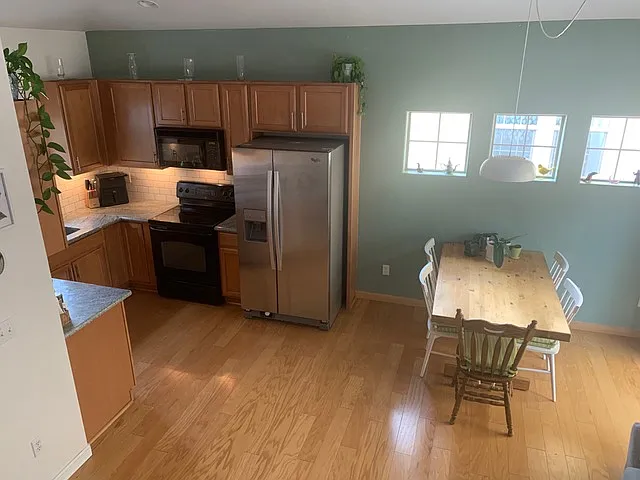 2990 Emporia Ct — Photo 8