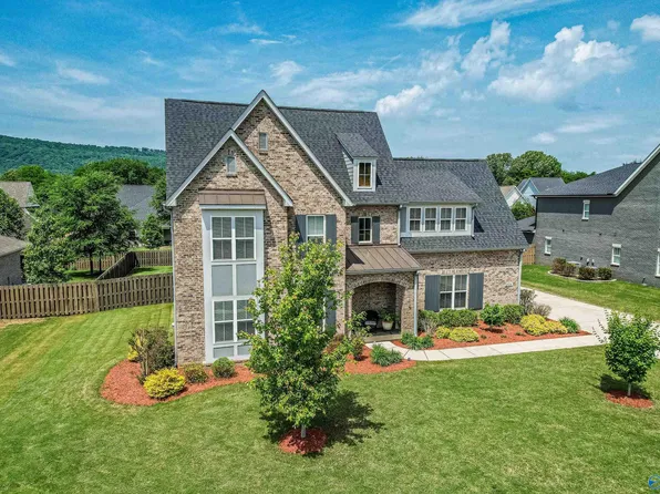 2726 Natures Trl SE, Owens Cross Roads, AL 35763