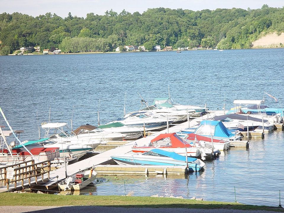 Park your 30 foot boat outside your condo