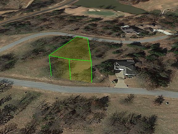 4th image of 107 Roaring Fork Cir