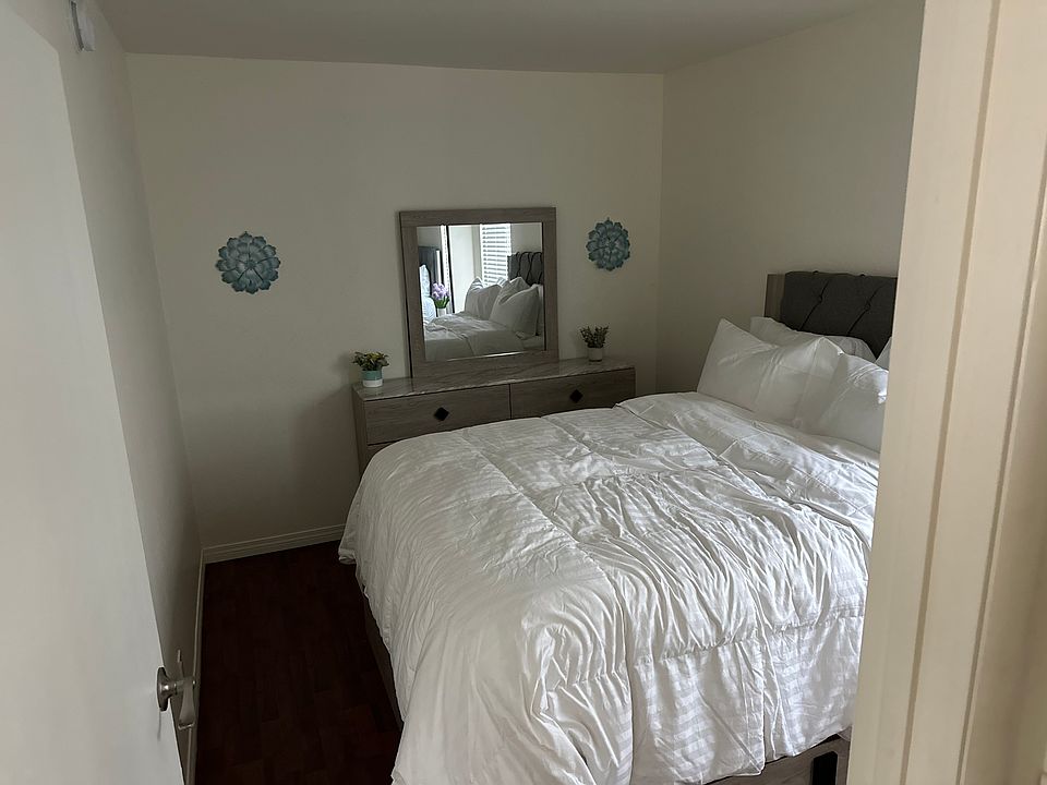 1st image of 1327 W 219th St #1