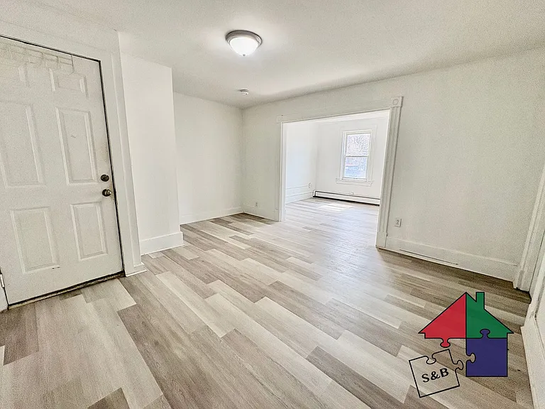94 Malletts Bay Ave — Photo 37