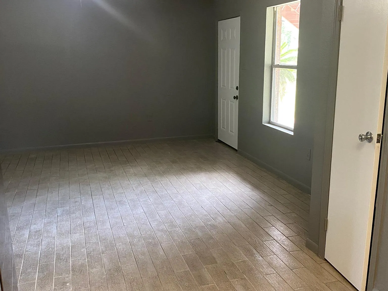 3 bed, 1000 sqft, $1,280 — Photo 4