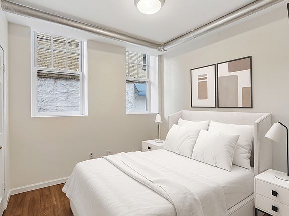 3rd image of 207 W 11th St APT B1
