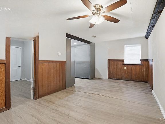 2nd image of 1412 Chase Ave #1412