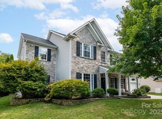 10121 Halkirk Manor Ln, Charlotte, NC 28278