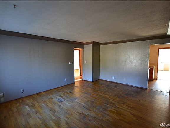 3rd image of 1448 S Ferdinand Dr