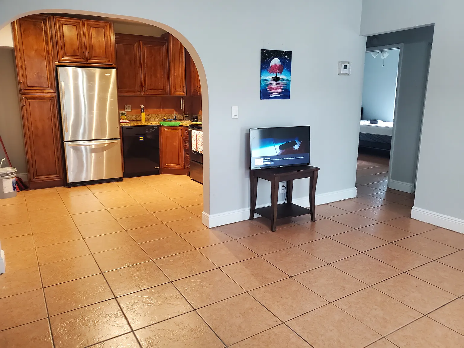 3 bed, 1591 sqft, $850 — Photo 3