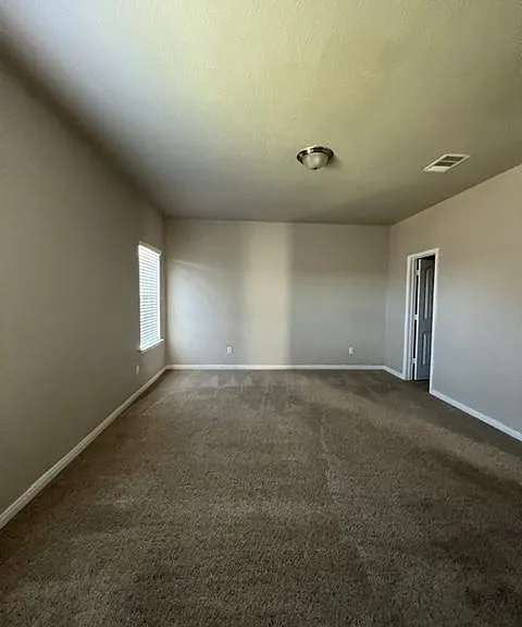 1009 Gaelic Dr — Photo 13