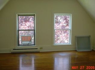 26 Madison St APT 3, Hamilton, NY 13346