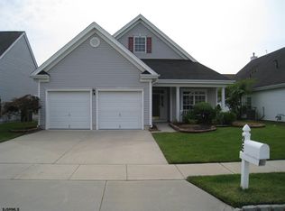 25 Burnside Dr, Egg Harbor Township, NJ 08234