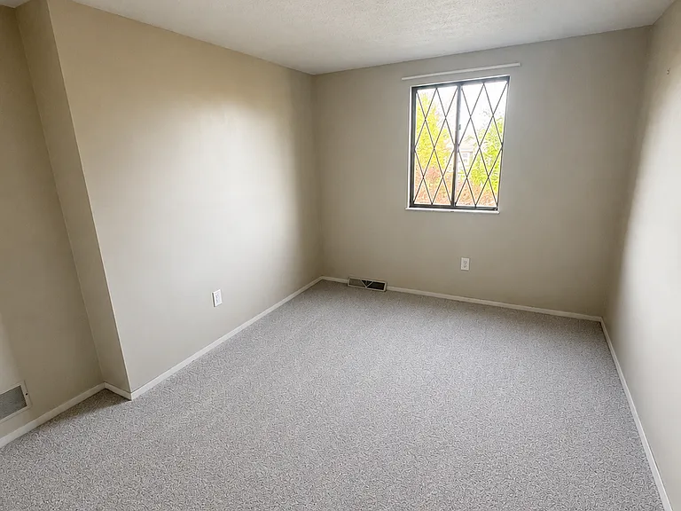 5031 Harvest Ln — Photo 13