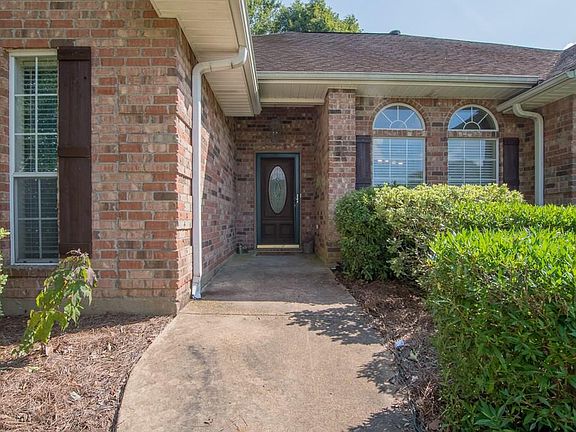 3rd image of 5030 Laura Ln