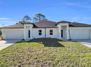 218 Homer Ave S, Lehigh Acres, FL 33973