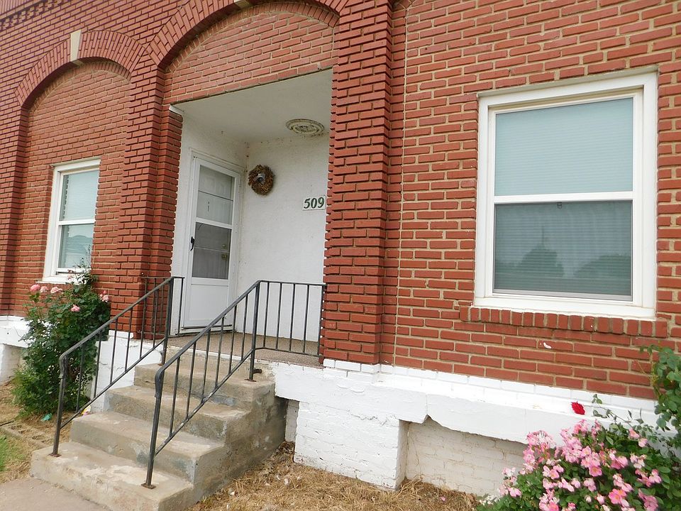 School Apartments 509 N School St Augusta KS Zillow