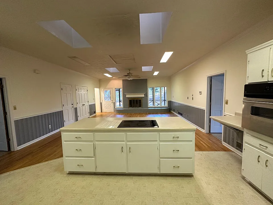 Open Kitchen