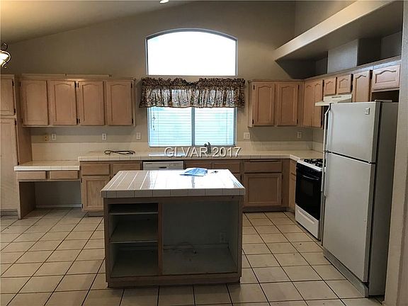 5th image of 1717 Royal Canyon Dr #0