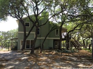 424 Lost Antler Dr, Canyon Lake, TX 78133