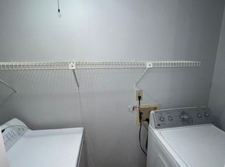 16 Christine Ct, Hampton, VA 23666