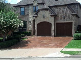 2101 S Hill Dr, Irving, TX 75038