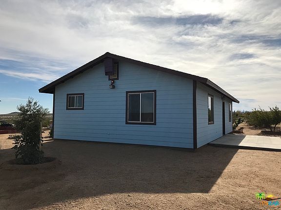4th image of 57335 Karol Ave