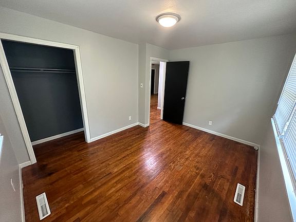 4th image of 1514 Park Ln #9694EF262