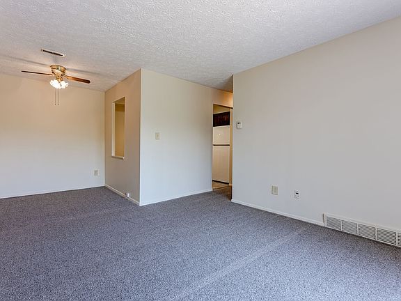 2nd image of 18009 Lake Shore Blvd APT 304