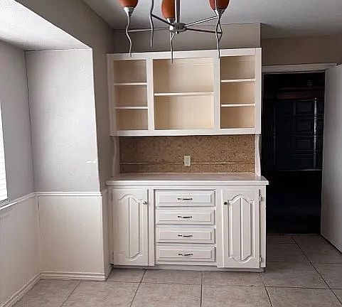 2nd image of 206 Tampico Cir