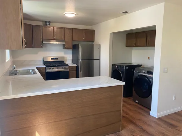 2319 Ridgeway Dr, National City, CA 91950