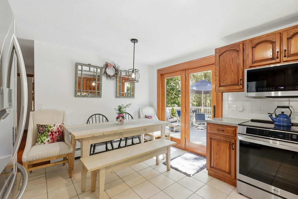 10 Checkerberry Lane, Forestdale, MA - View 5