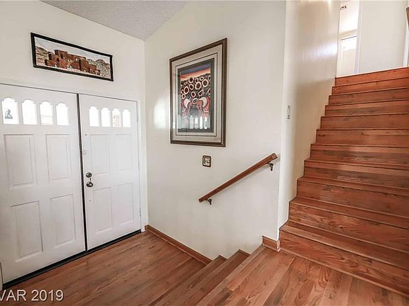 4th image of 8809 Pesaro Dr