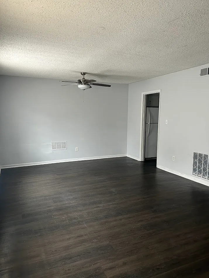 6354 Shannon Pkwy — Photo 1