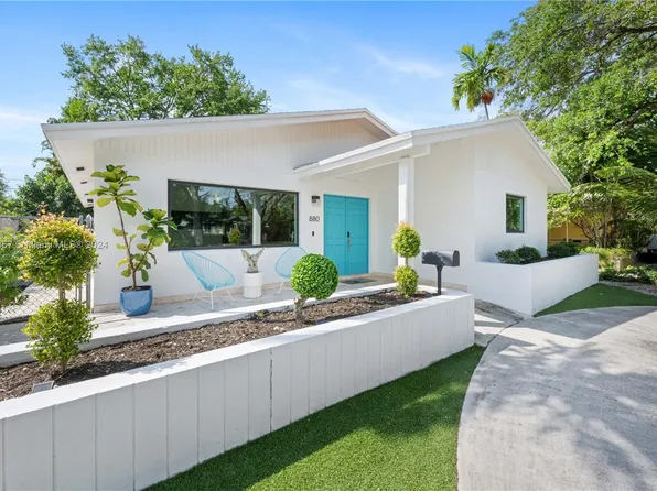 880 NE 122nd St, North Miami, FL 33161