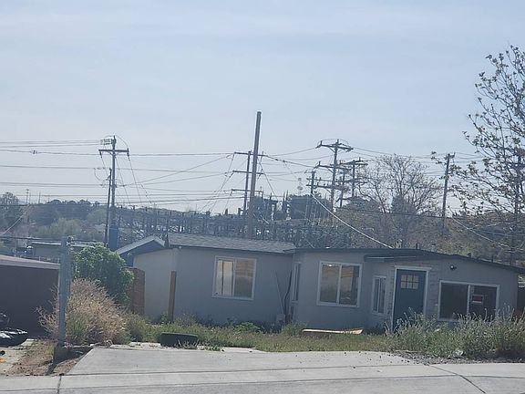 3rd image of 15561 5th St