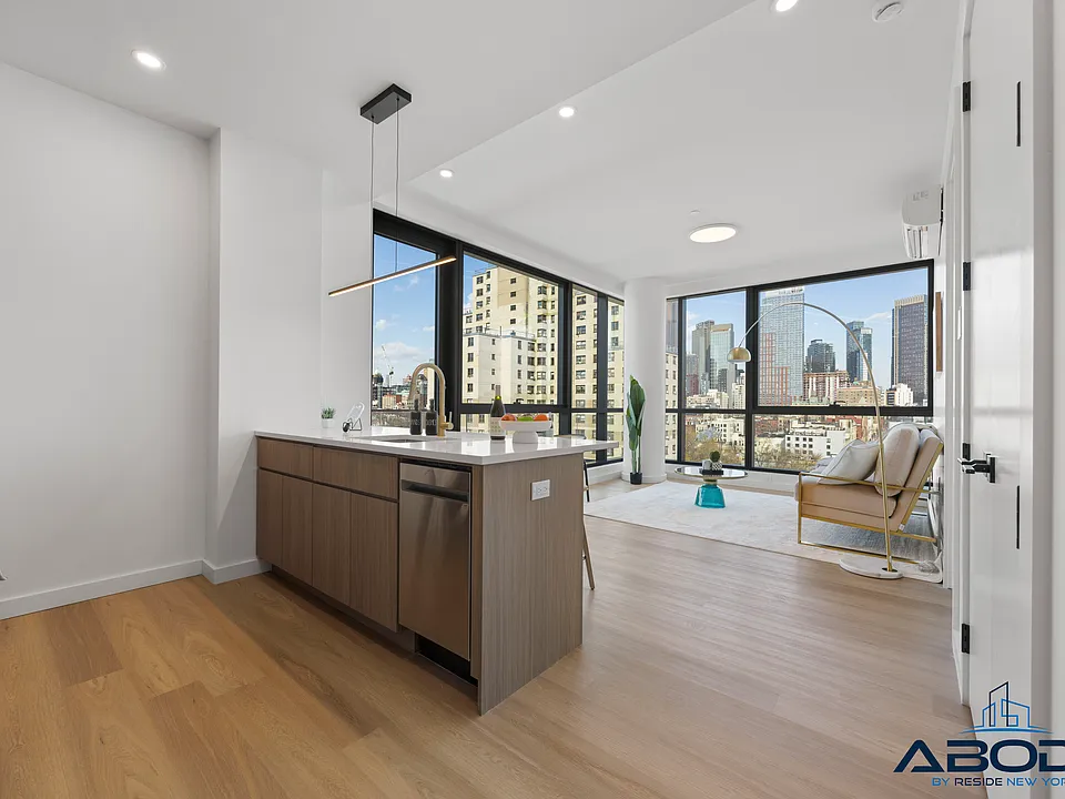 159 3rd Ave #4A