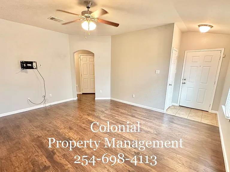 5829 Huntington Dr — Photo 4