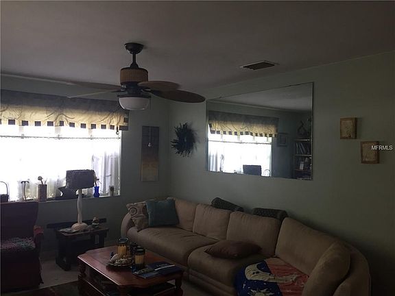 2nd image of 108 27th Ave E